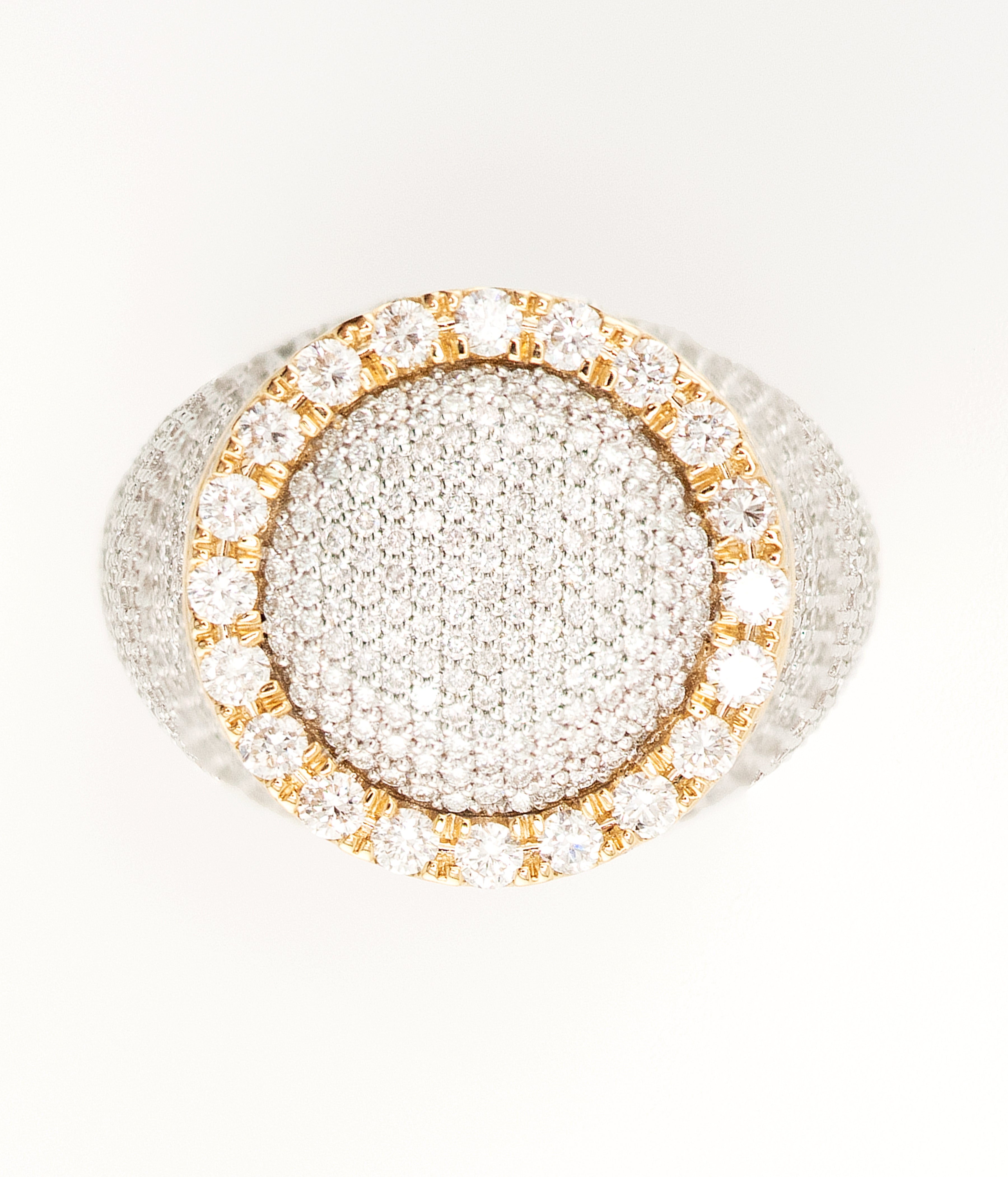 Royal Diamond Ring