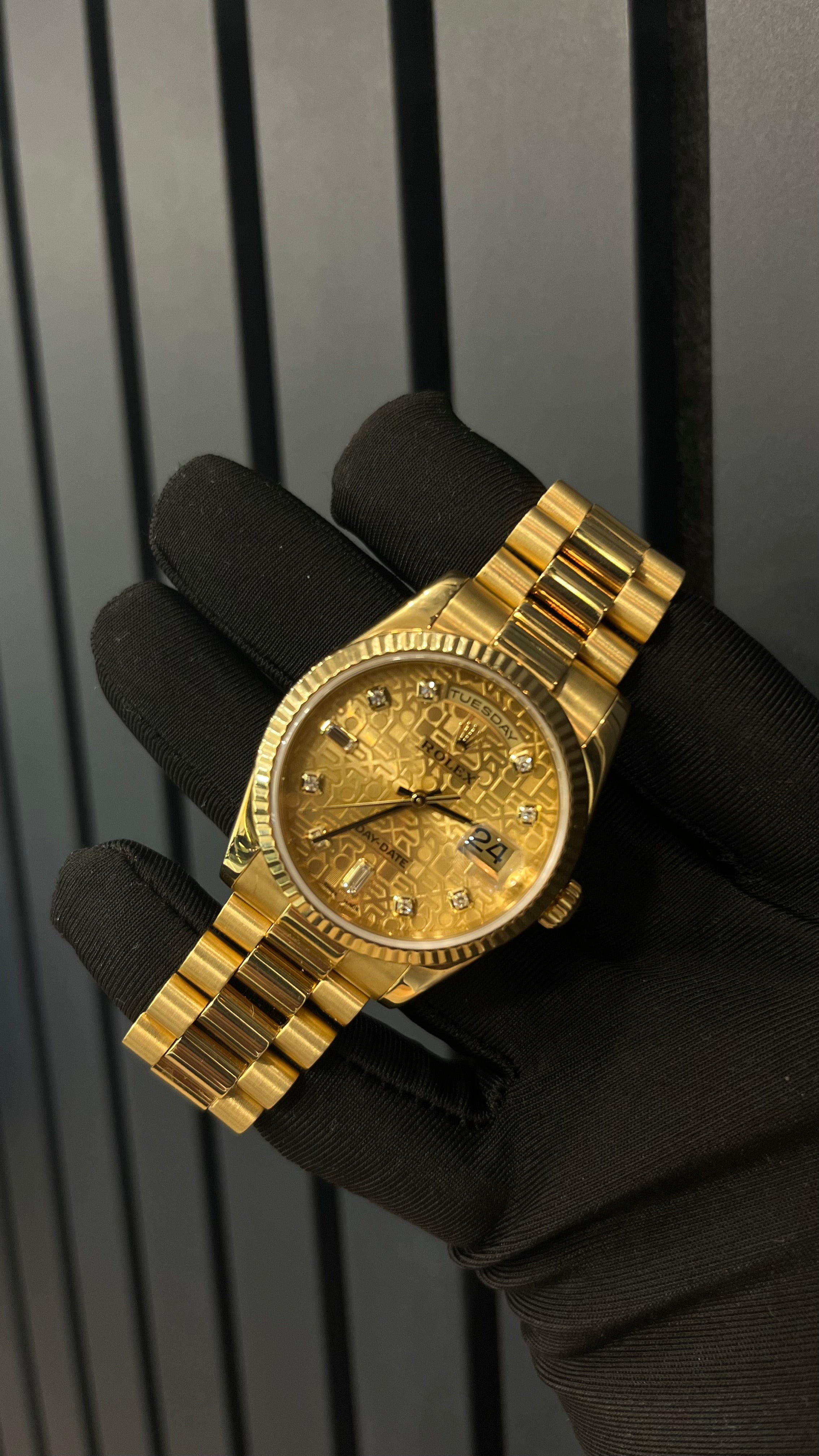 Rolex Presidential 36MM Logo Motif/Jubilee Diamond Dial