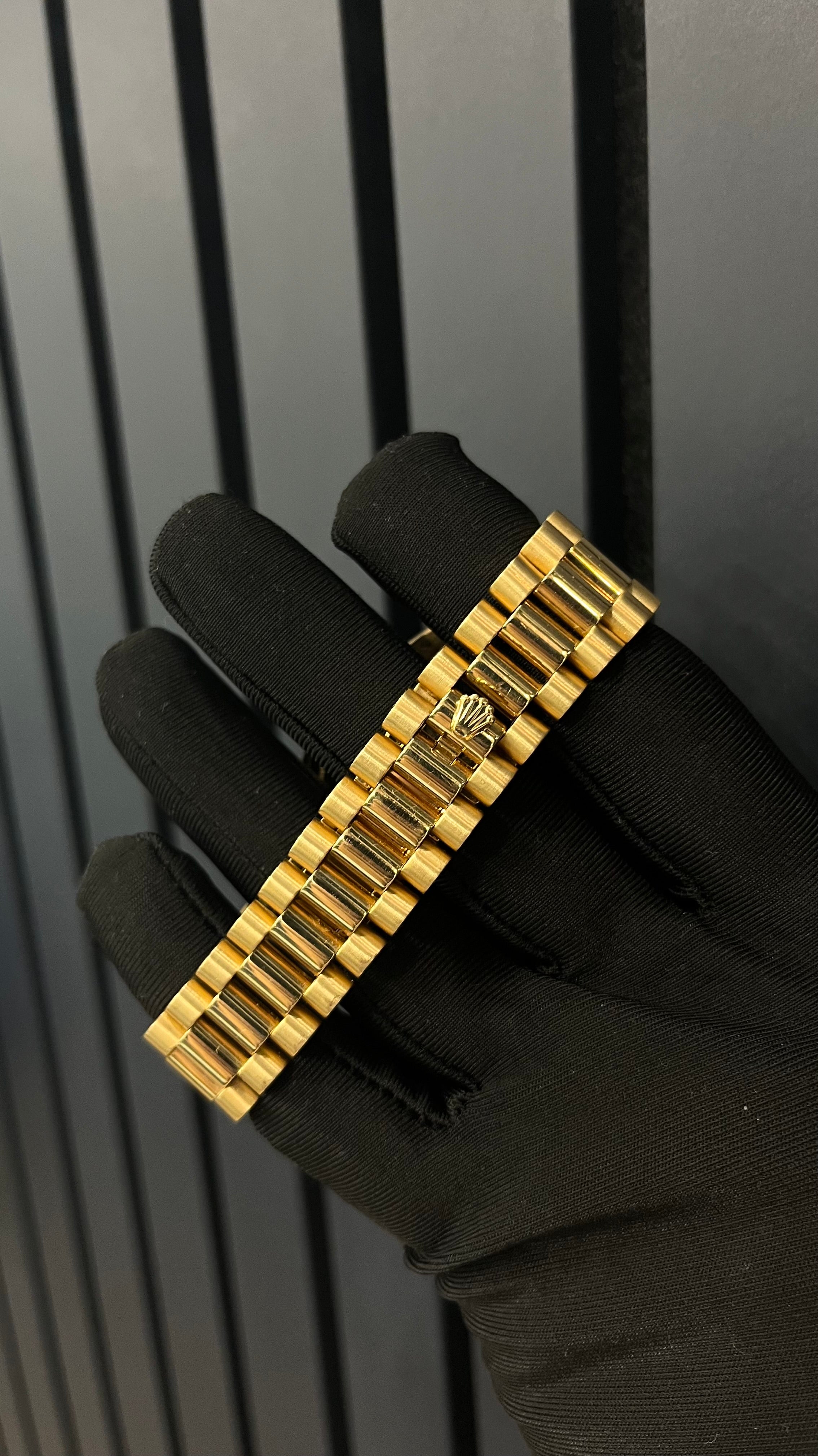 Rolex Presidential 36MM Logo Motif/Jubilee Diamond Dial