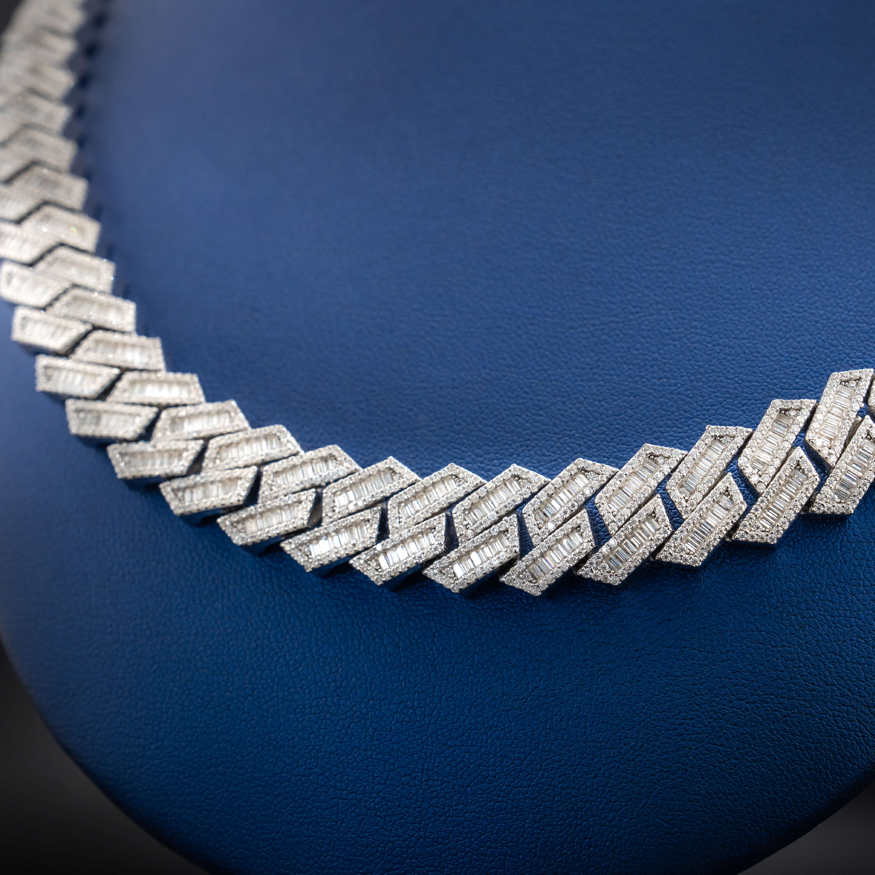 13 MM Baguette Chain