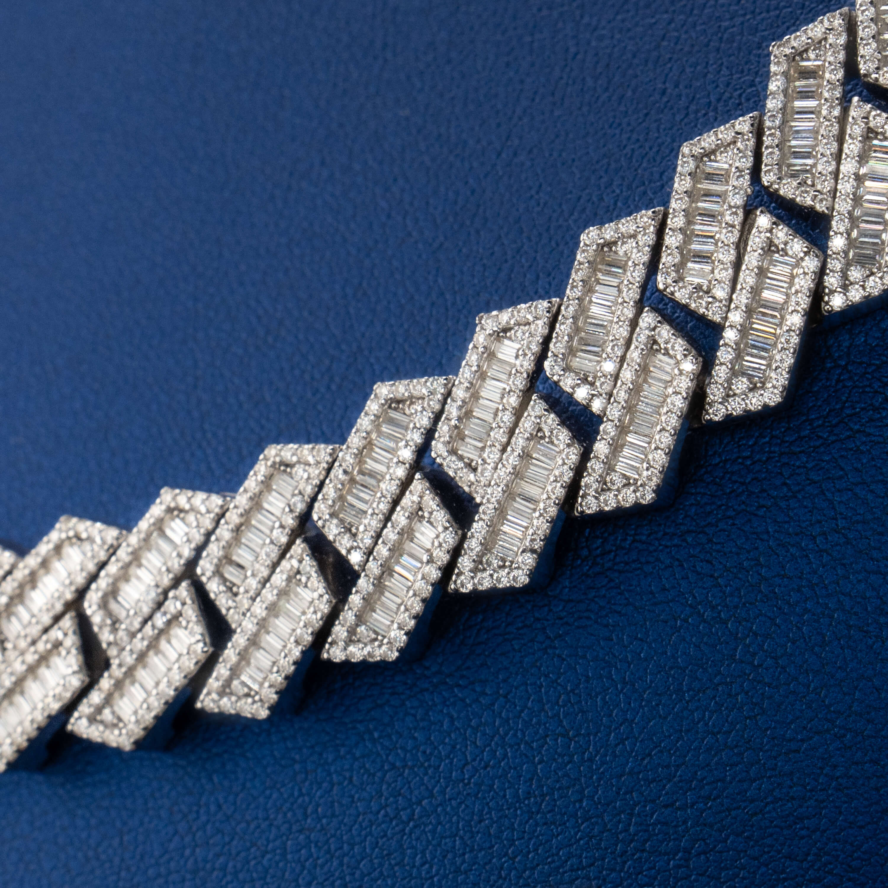 13 MM Baguette Chain