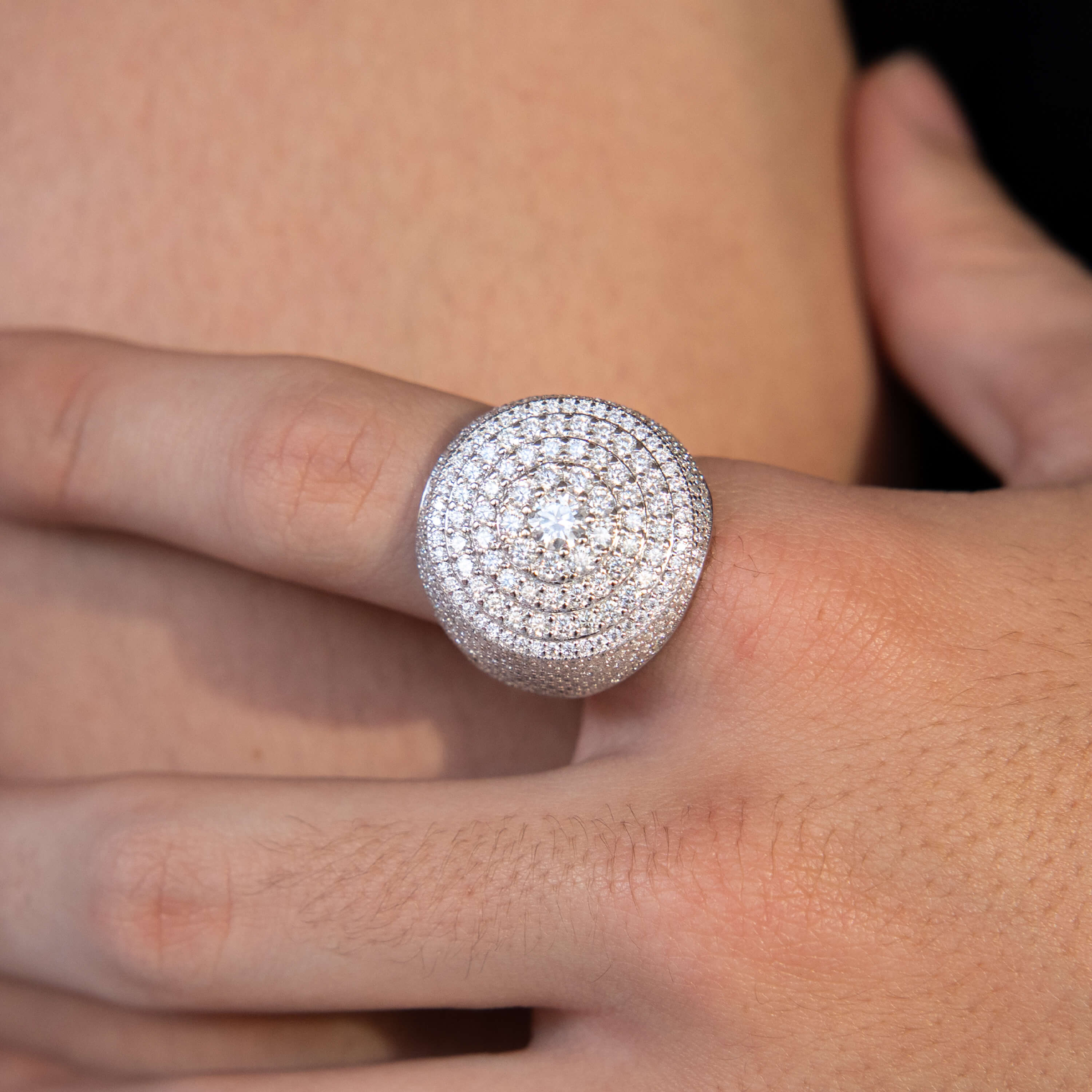 Centered Round Ring Silver