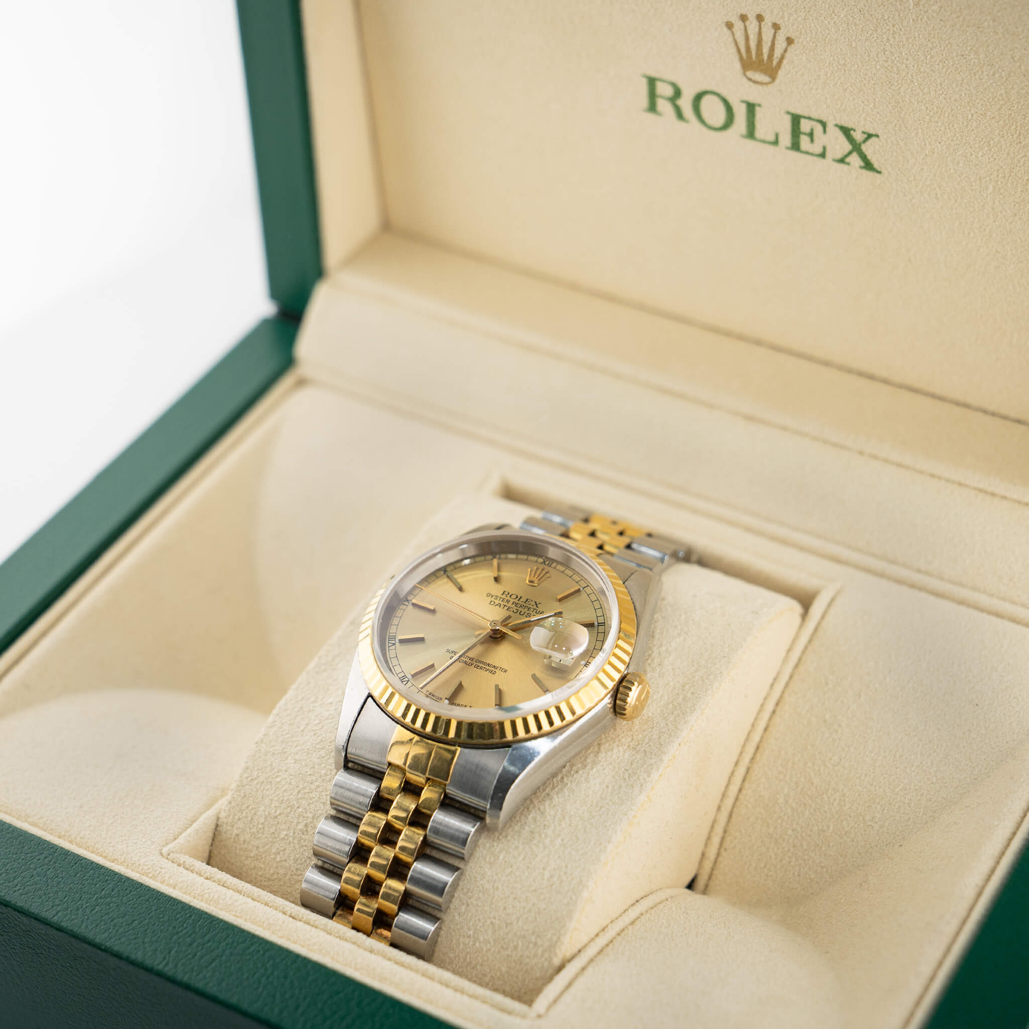 ROLEX DATEJUST 36MM CHAMPAGNE DIAL 1995