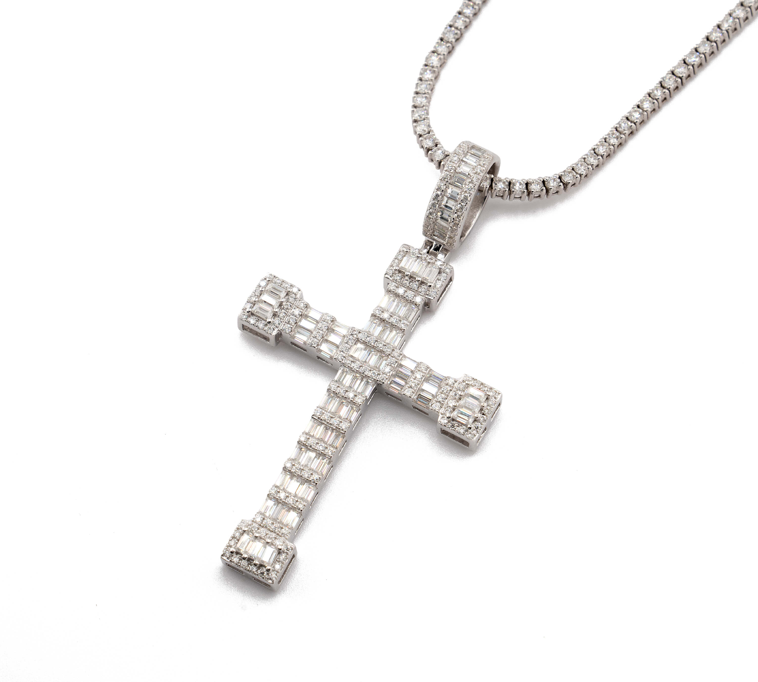 Square Cross | Moissanite Pendant 14