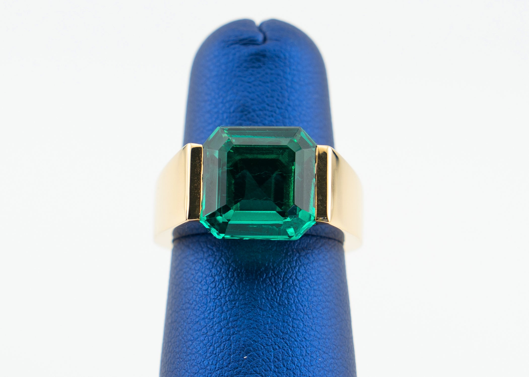 Cubanknow Inspired Emerald Ring